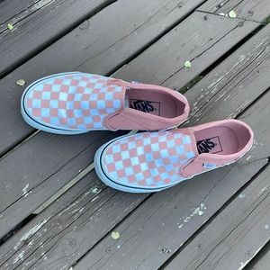 Womens size 5.5 checkered pink vans